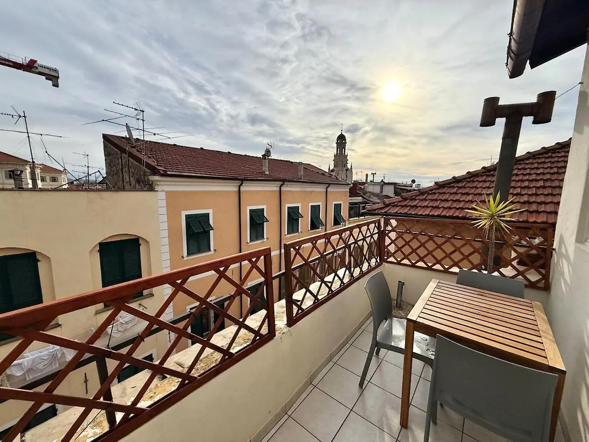 Apartment Suite Arnaldo 6 - Sanremo