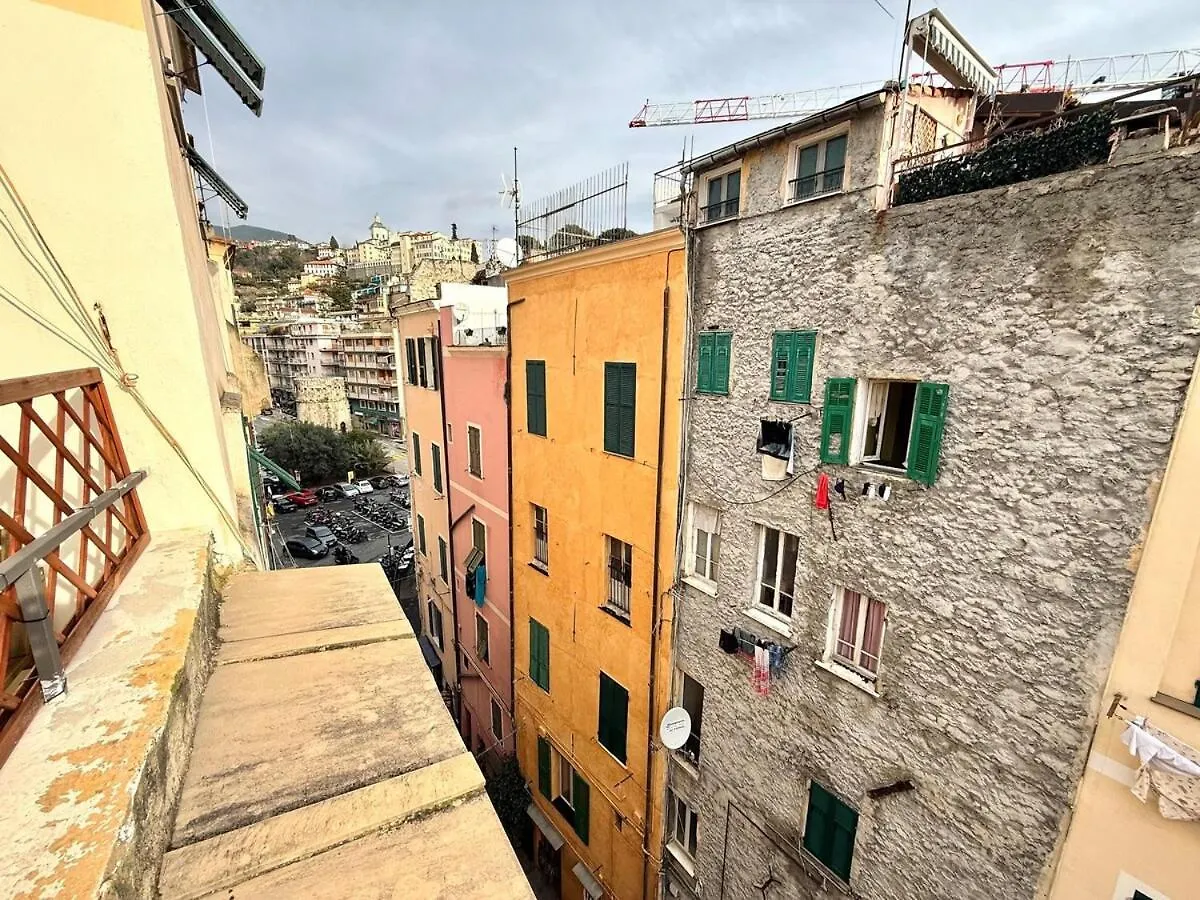 Suite Arnaldo 6 - Sanremo 0*,  Italy