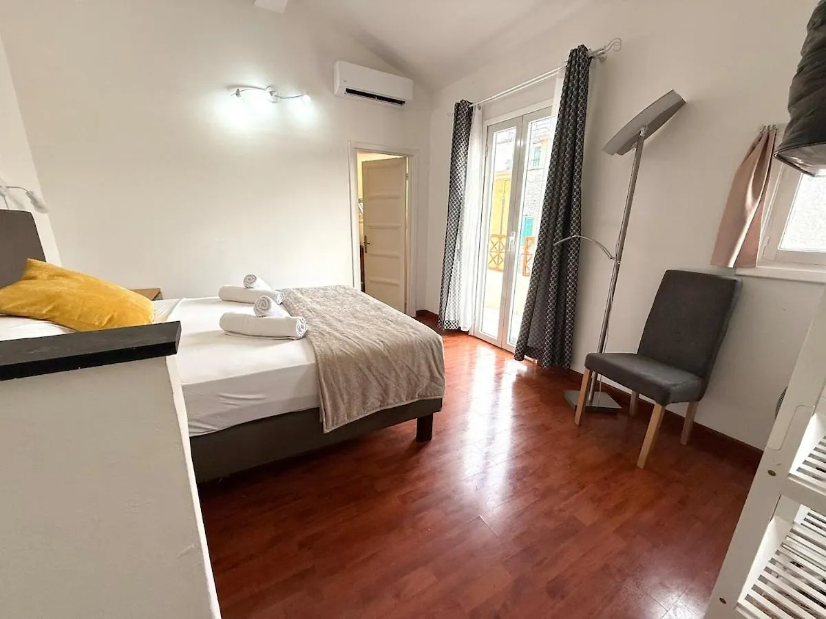 Apartment Suite Arnaldo 6 - Sanremo